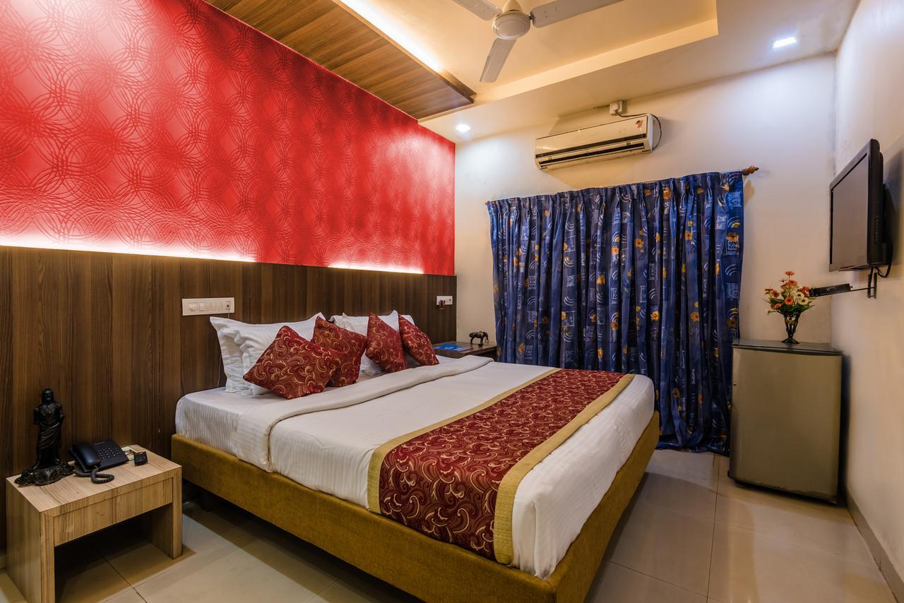 Hotel Panchratna Panvel Exterior foto